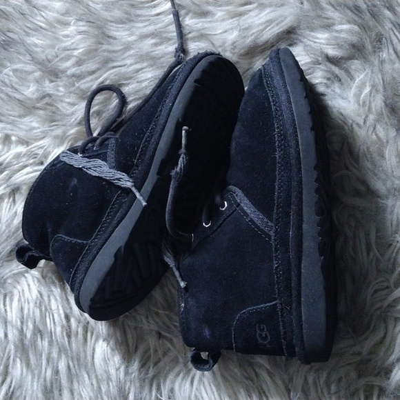 UGG Black Suede Boots Boys Are Girls - Picture 3 of 7